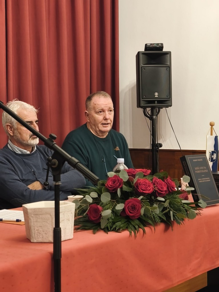 prof. Bagarić predatsvljanje knjige Perinčić